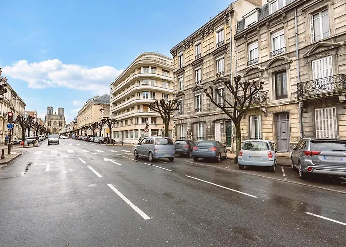 Le Coquet, face à la Cathédrale - 3G
